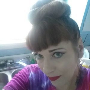 Meet your Posher, Christy